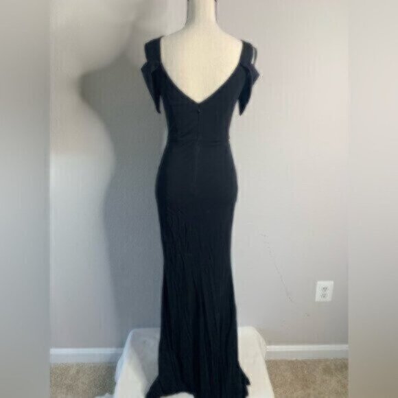 ABS Black Vintage Fitted Evening Formal Maxi Dress - Picture 10 of 16